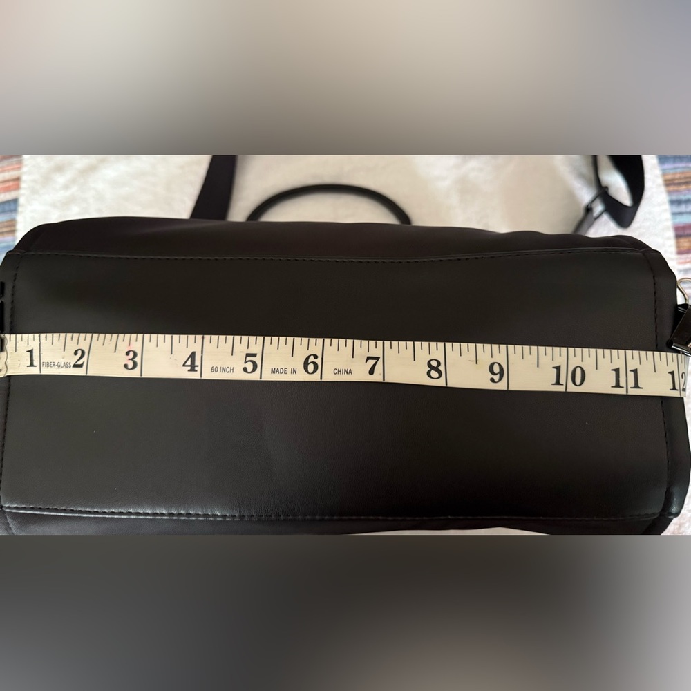 DKNY Mara MD Tote - Picture 10 of 11